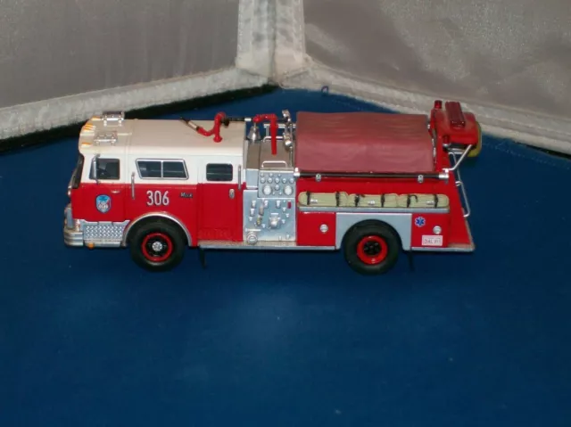 Code 3 YONKERS NY ENGINE COMPANY 306