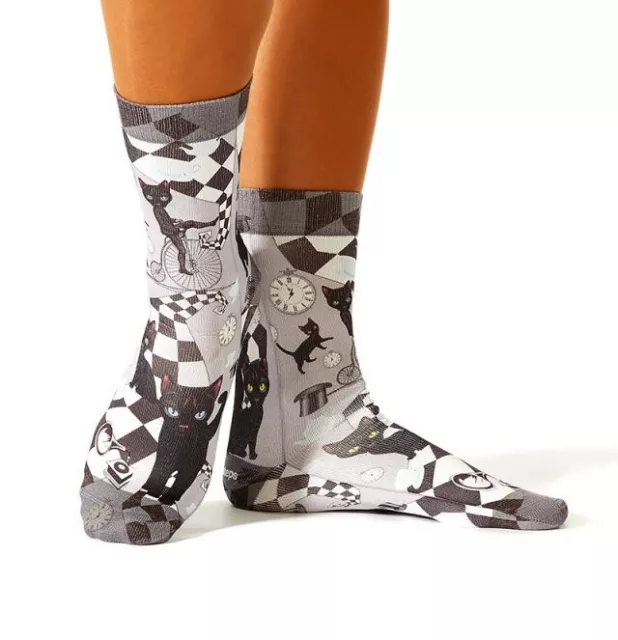 Damen WIGGLESTEPS Socken - ONE SIZE (Gr. 36/40) - Motiv: 00830 - Wonderland Cat