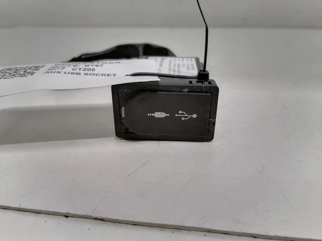 Lexus CT200H AUX USB PORT STECKSCHLÜSSELEINHEIT PANEL 8619076040 ZWA10 2013-2017
