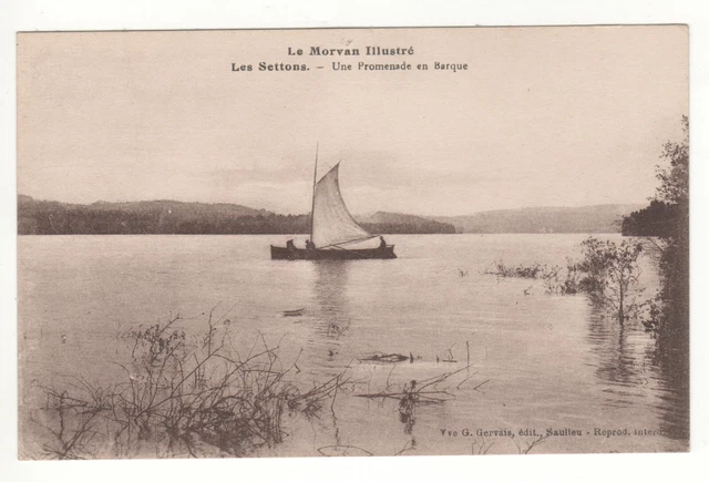 Cpa 58 - Les Settons - Une Promenade En Barque (Nièvre) Non Écrite