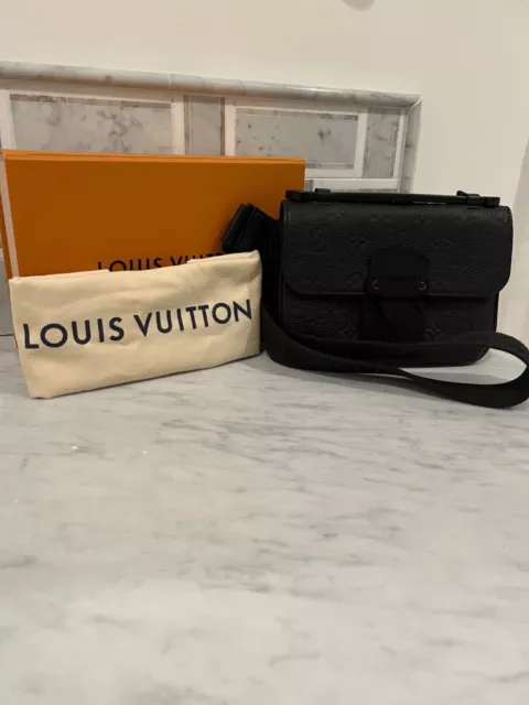 Shop Louis Vuitton TAURILLON Monogram Unisex Leather Logo Pouches &  Cosmetic Bags (M82576) by nordsud