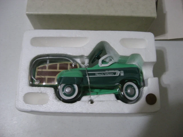 Hallmark Kiddie Car Classics Murray Station Ranch Wagon Pedal Car Diecast Model