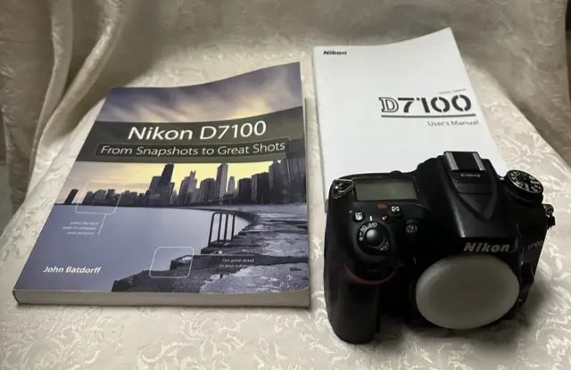 Nikon D7100 24.1 MP Digital SLR Camera Body With User's Manual + Snapshots Book