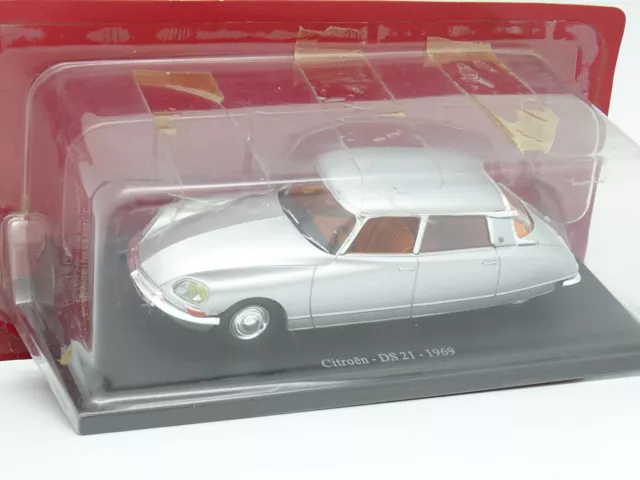 Universal Hobbies UH Presse 1/43 - Citroen DS 21 1969 Silver