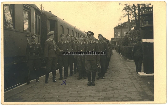 Orig. Foto Soldaten m. Eisenbahn Zug am Bahnhof DEUTSCH-BROD Tschechien 1941
