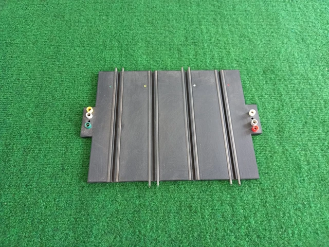Rail Alimentation + 2 Manettes Carrera Evolution - Circuit Voiture 1/24