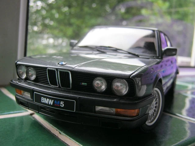 ミニカー BMW M5 1987 WITH OPTION SHADOW LINE Models - ULTRA Rare BMW M5 1987 with Option Shadow-Line, E28