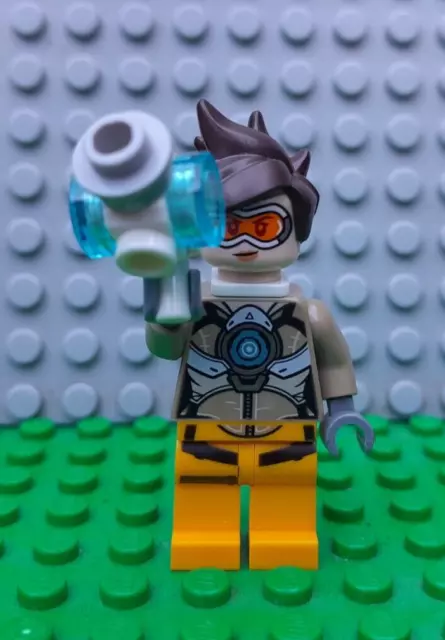 Lego outlet tracer minifigure