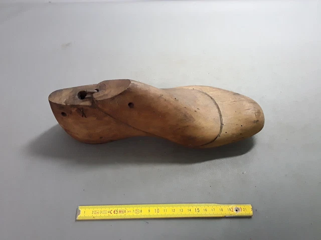 Ancien Embauchoir En Bois Pour Enfant – Outil De Cordonnier Vintage