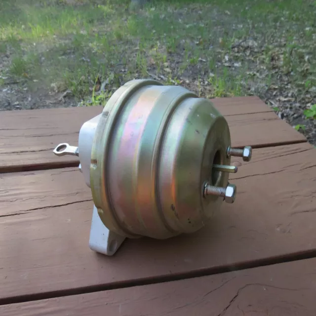 1970 Ford Mustang power brake booster  Mercury Cougar 9 inch