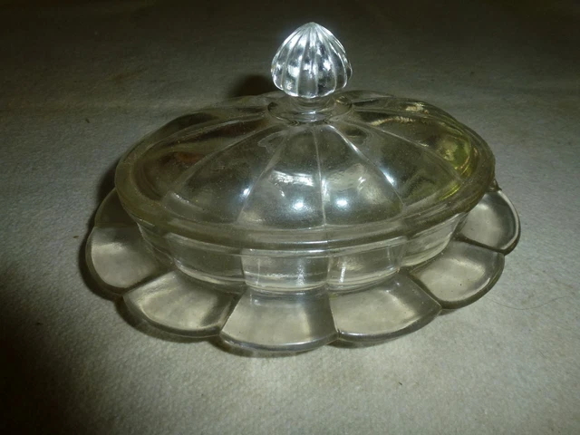 Ancien Beurrier En Verre À VENDRE! - FR