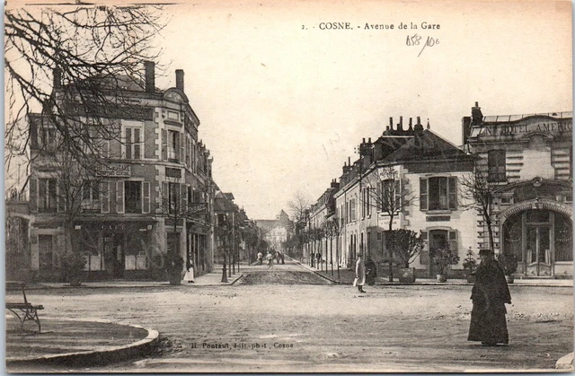 58 COSNE SUR LOIRE - avenue de la gare -