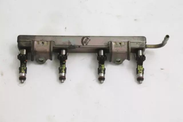 Injecteur Nissan MICRA 3 K12 17520AX010 quatre buses ayant collecteur  93261