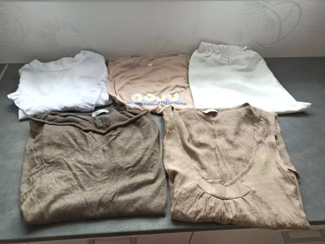 Un lot de 5 vêtements (blanc et marron) pour femme taille XL