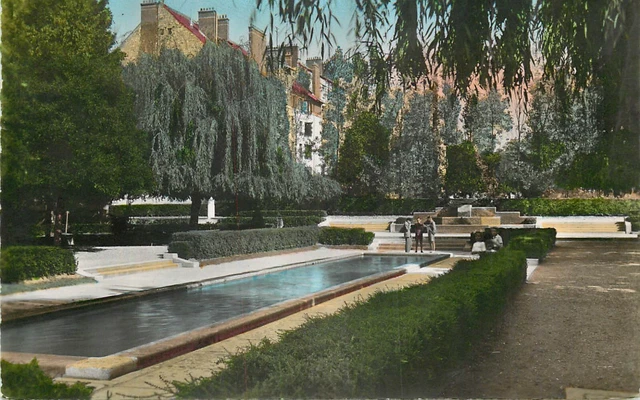 ENGHIEN LES BAINS le square jean mermoz