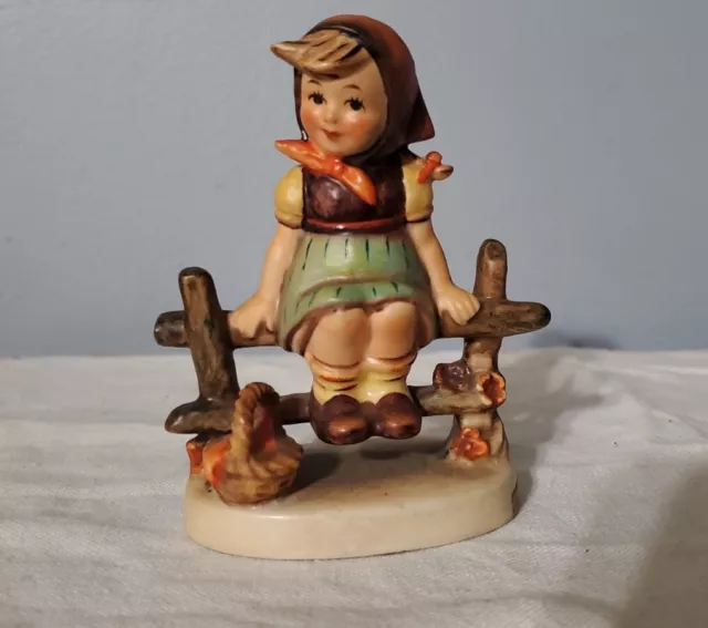 Vtg Goebel Hummel "Just Resting" #112 3/0 Figurine W Germany Girl on Fence