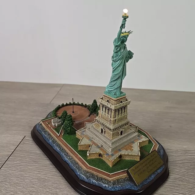 Danbury Mint Lighted Commemorative Statue of Liberty Figurine