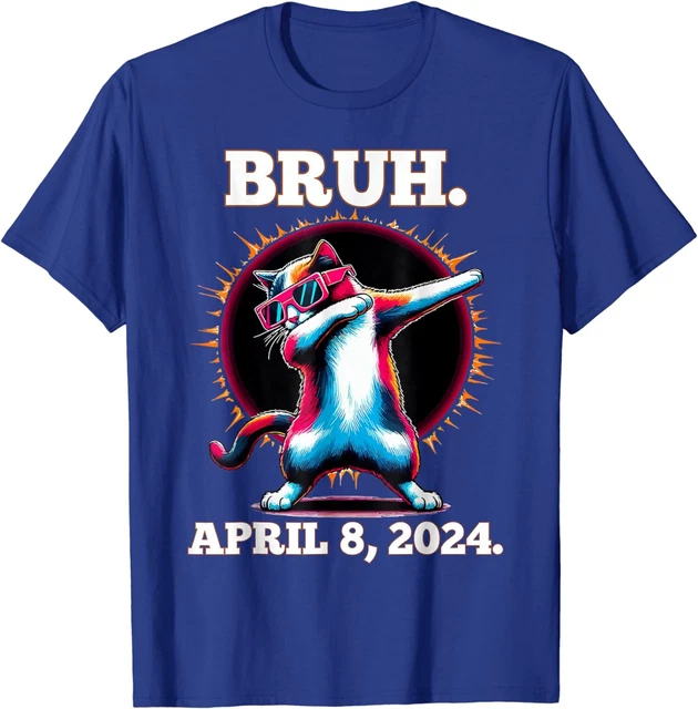 TOTAL SOLAR ECLIPSE 2025 Funny Dabbing Cat Meme Unisex TShirt 18.99
