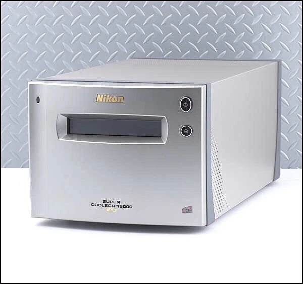 Porte-film Nikon FH-869M Pour 120/220, Compatible Coolscan 9000 Et 8000, Neuf