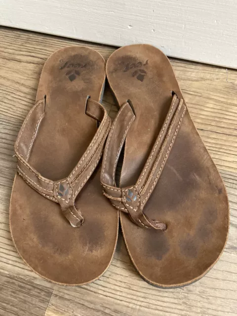 Reef Women's Distressed Brown Leather Flip Flops Thong Sandals Size 9