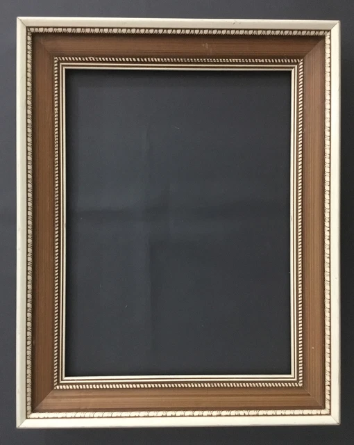 Beautiful Vintage Deep Wood Picture Frame~Painted~Stained~15.5” x 19.5”~White