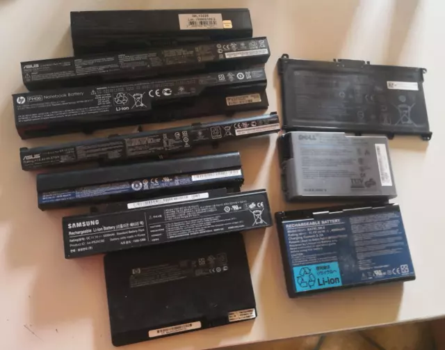 Lot de 10 Batteries pour Ordinateur Portable En L'état  non testé Samsung Dell