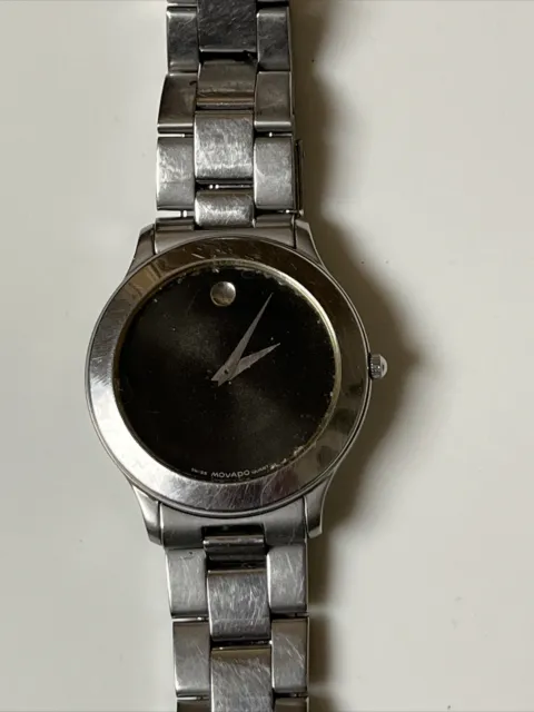 Mens Movado Swiss Museum Silver Tone Black Dial Analog Watch 84 2 862.2 3031158