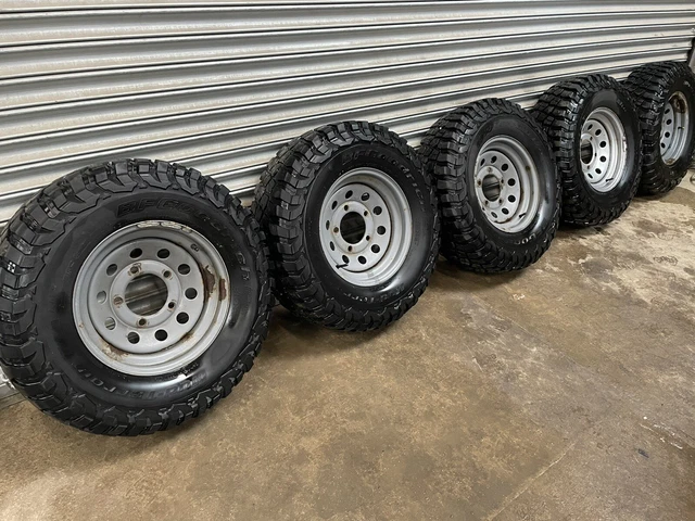 LAND ROVER DEFENDER Modular Steel Wheels With Bf Goodrich Mud Terrain ...