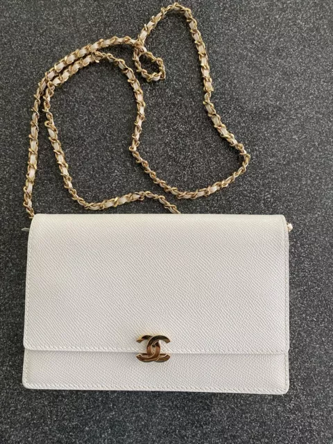 21K CHANEL Bag, Wallet on the Chain, Iridescent White Bow WOC NWT NEW Purse  Mini