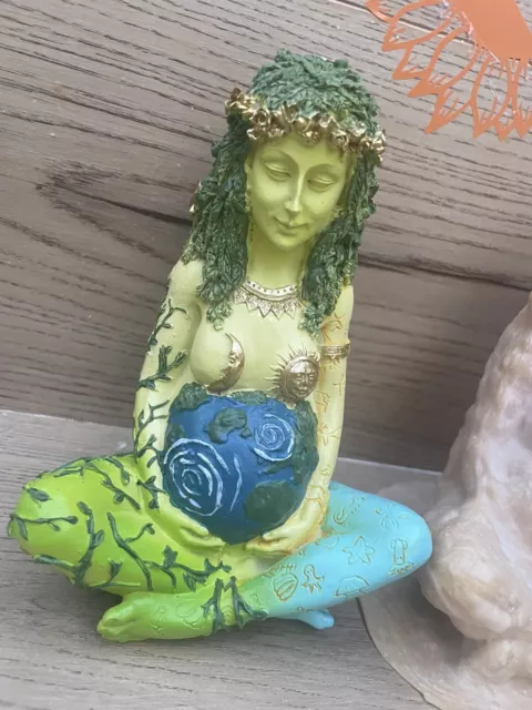 New Style Latex Rubber Mould Mother Earth Goddess Figure Pagan Altar Statue Mold 2