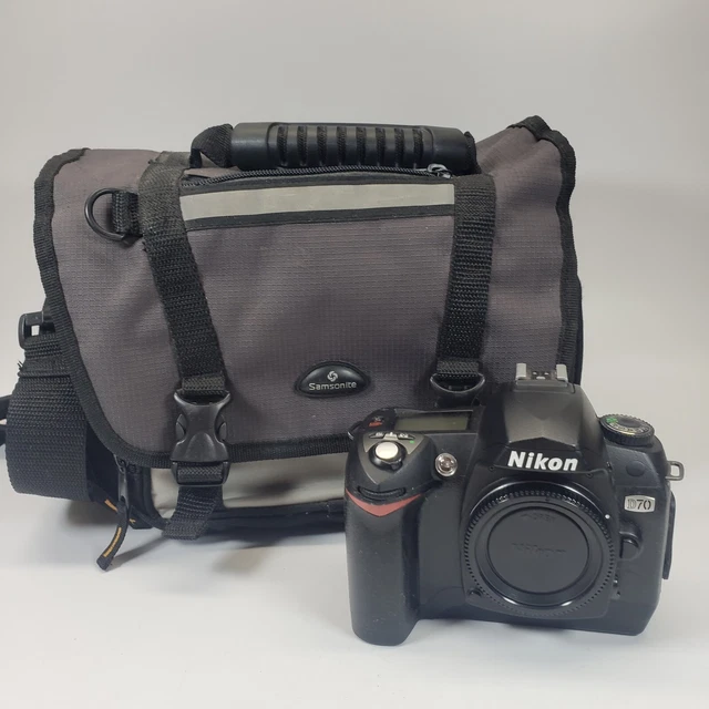 Nikon D D70 6.1MP Digital SLR Camera Body Only + Case + Lens Cap - UNTESTED READ