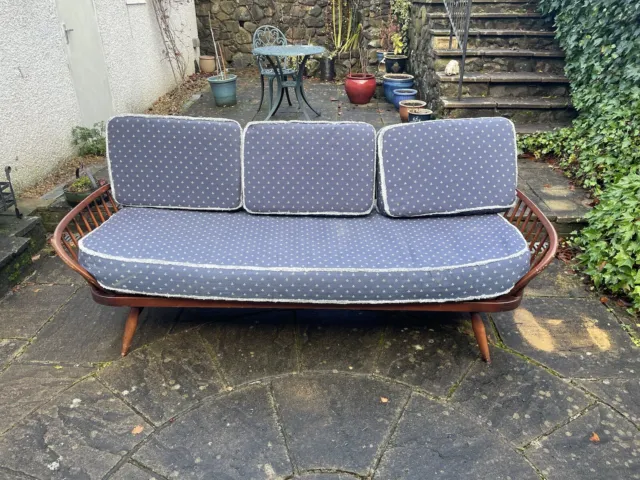 Ercol Daybed / Studio Couch