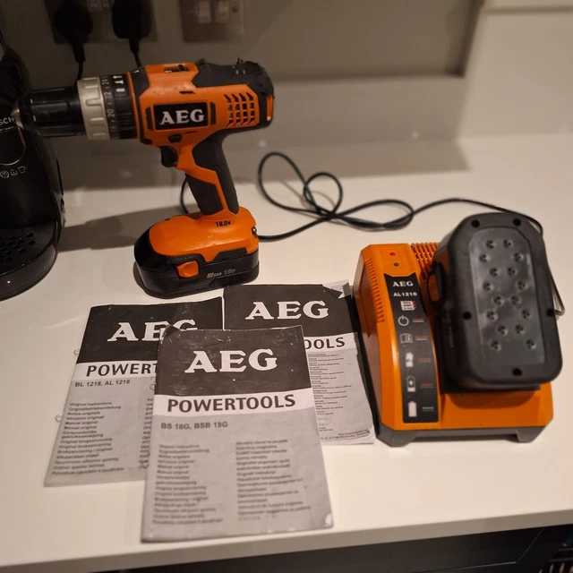 AEG AL1218 LI-ION 18V Akku Ladegerät für LI-ION NIMH und NICAD Akkus ...