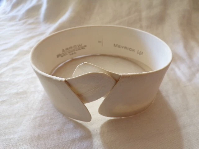 Vintage Arrow Meyrick Collars (10) in Original Box Size 14