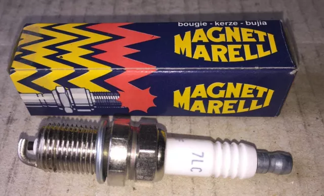 Bougie MAGNETI MARELLI  7LC =  Champion C9YC et NGK BCP8ES - Lot de 4