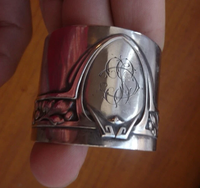 Magnifique Rond De Serviette Argent 950 Minerve Art