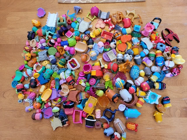 Tsum Tsum Vinyl Lot  Accessories Disney Pixar Mickey Shopkins Large Mixed Lot