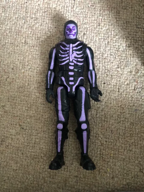 FORTNITE PURPLE SKULL TROOPER 12" Inch 2019 Victory Series Action Figure