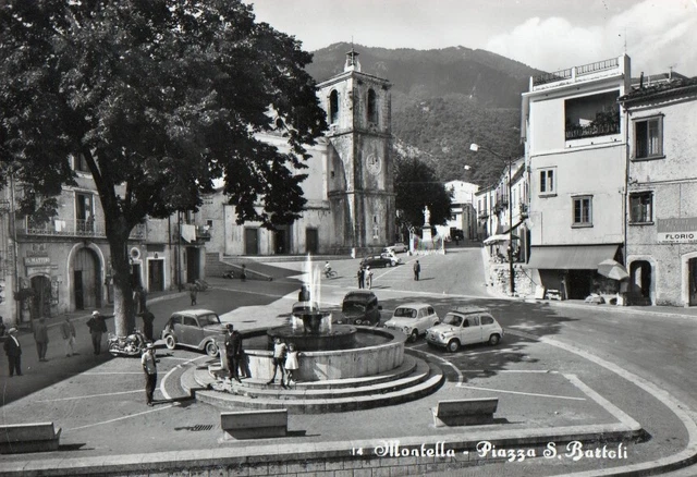 MONTELLA -PIAZZA SAN BARTOLI - vg - AVELLINO