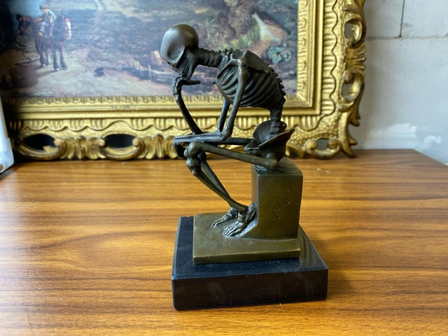 Sculpture Penseur Sphère | Omega Statue