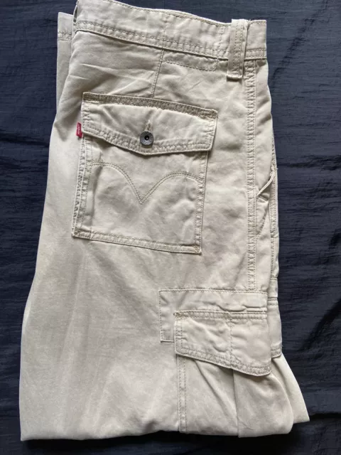 Levi’s Loose Straight Men’s Cargo Pants 38 x 32… 6 Pockets