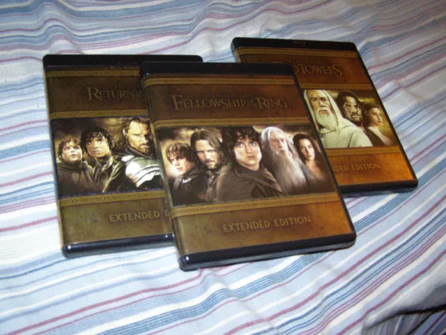 The Lord of the Rings Trilogy (Blu-ray 15-Disc) Extended Editions w/ Booklets