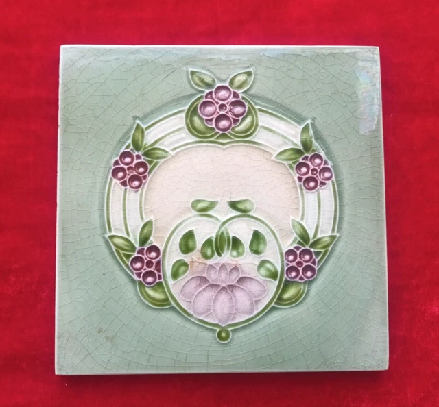 1 Piece Old Art Deco Embossed Design Used Majolica Ceramic Tiles England 0315