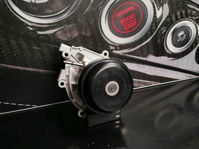 M656 Engine NEW GENUINE MERCEDES-BENZ M656 Diesel Engine Water Cooling Pump ...