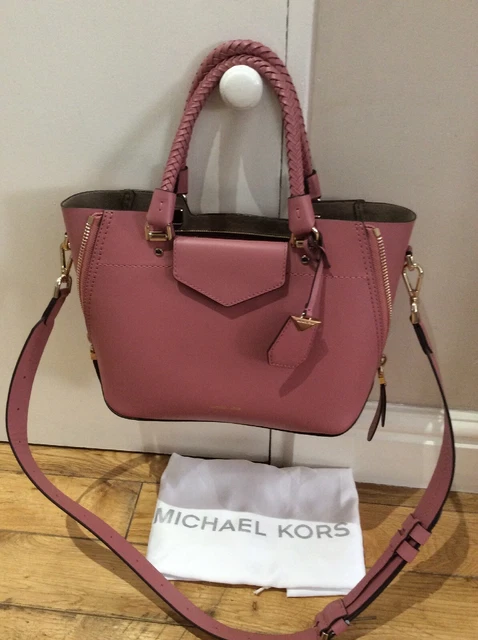 Michael kors blakely medium messenger shop