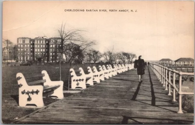 PERTH AMBOY, New Jersey Postcard "Overlooking Raritan River" Boardwalk / Benches