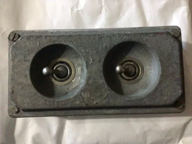 INDUSTRIAL CAST IRON Memette Fuse Switch Box Isolator England