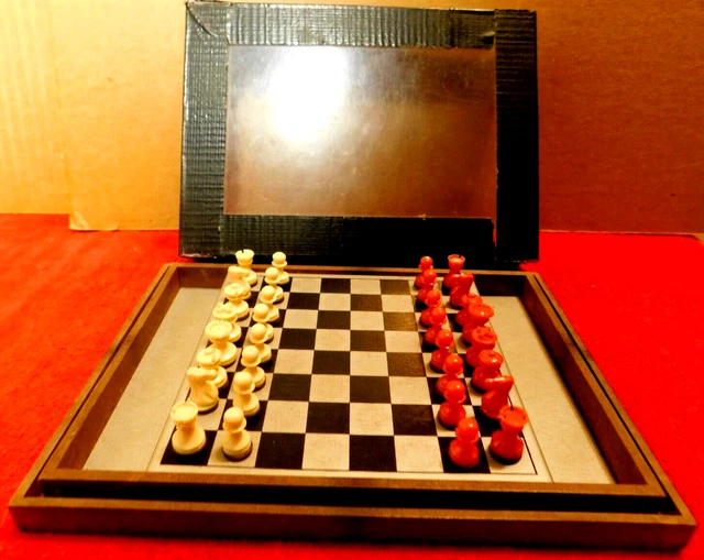 Game~USSR Miniature Magnetic Old Vintage Road Chess Board