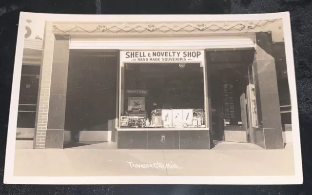 Traverse City, MIchigan Shell and Novelty Shop RPPC 1940s postcard