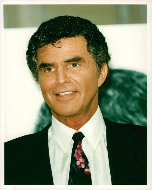 Portrait of actor Burt Reynolds - Vintage Photograph 789611